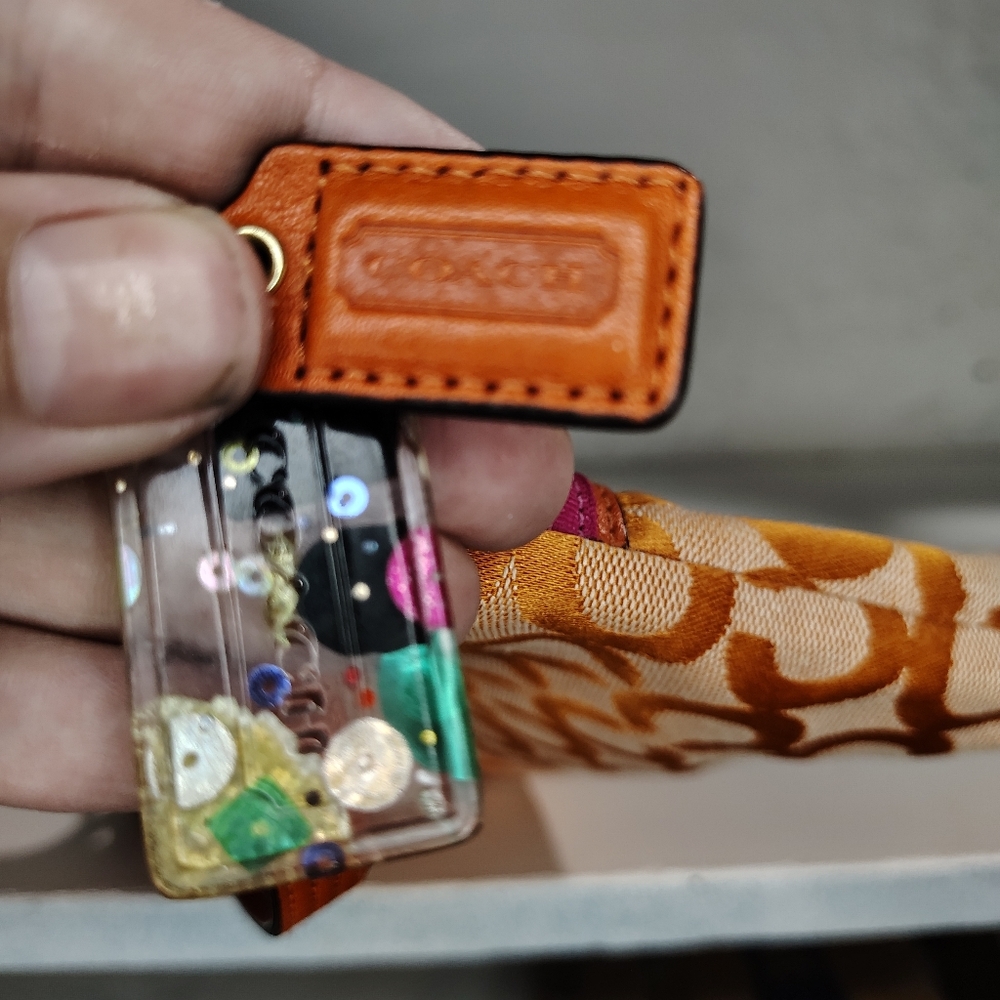 Coach Poppy Orange and Pink Wristlet/Mini Purse - Picture 3 of 6